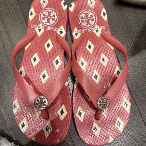 Tory Burch Red and White Patterned Flip Flops - Picture 1 of 1